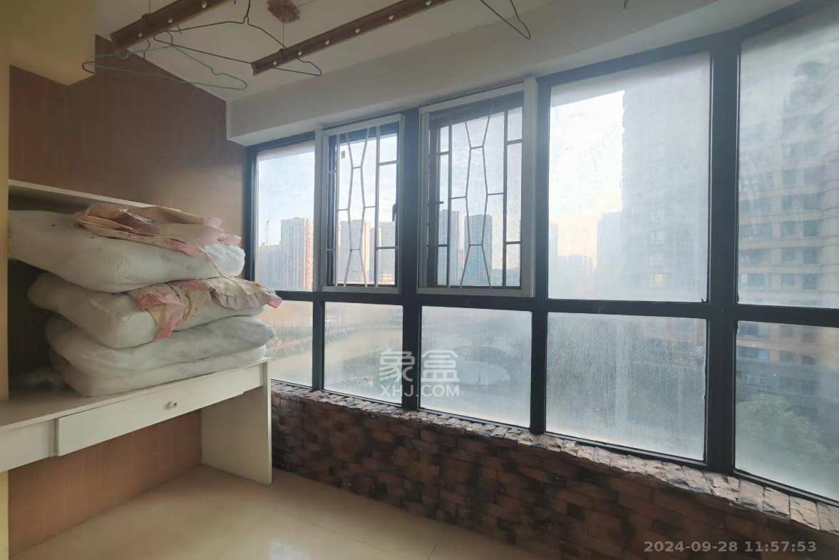 五矿万境水岸一期（万境水岸嘉苑）  2室2厅2卫   2300.00元/月室内图