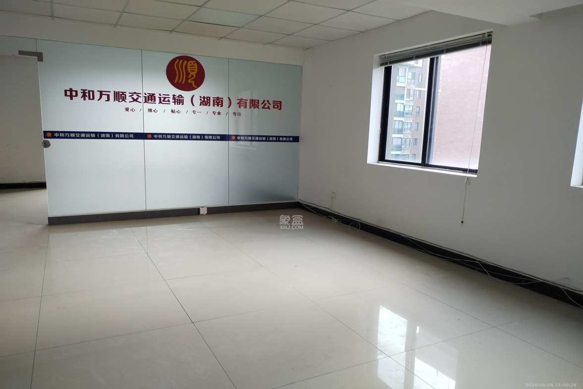 标志商务中心  1室1厅1卫    4500.0元/月 标志商务中心  1室1厅1卫    4500.0元/月室内图