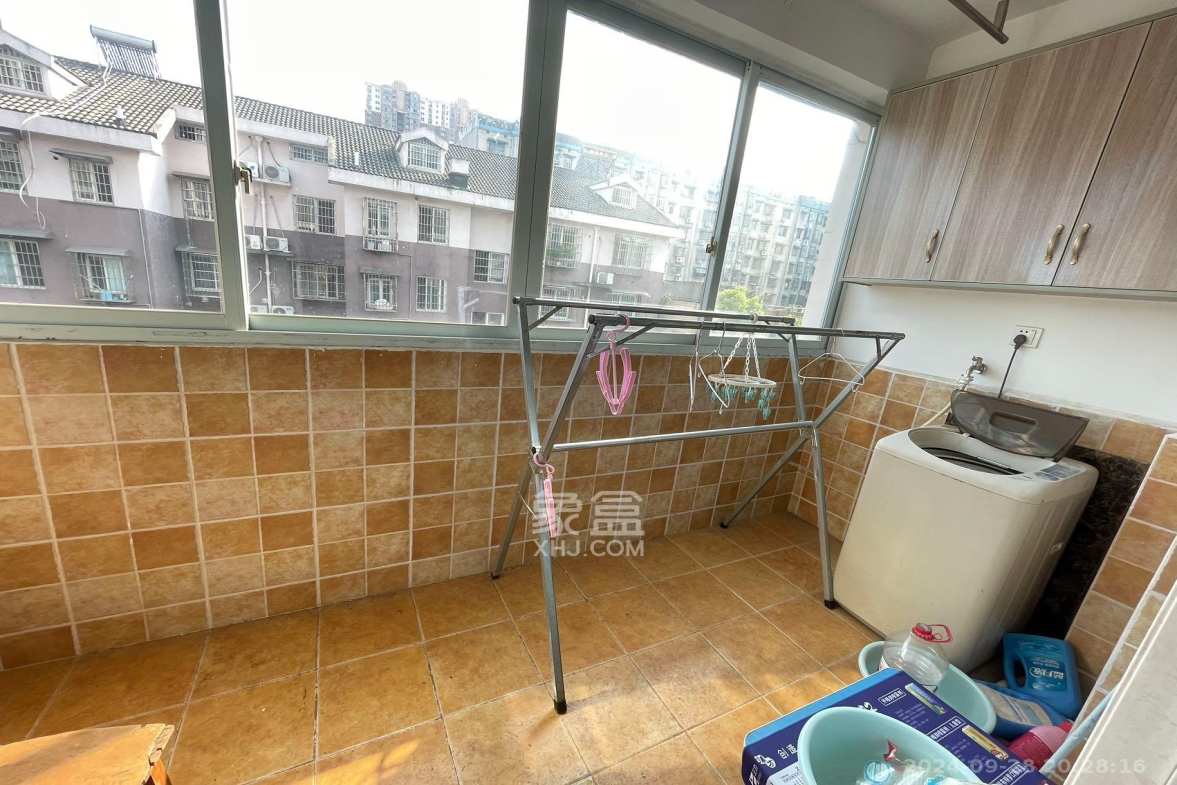 湘樟园小区（湘樟家园）  3室1厅1卫   1800.00元/月室内图