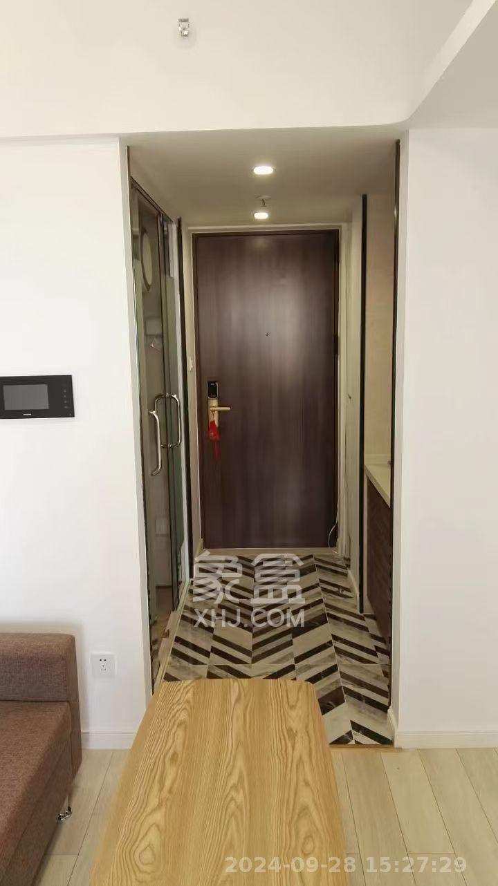 万科金域缇香  1室1厅1卫    1400.0元/月室内图