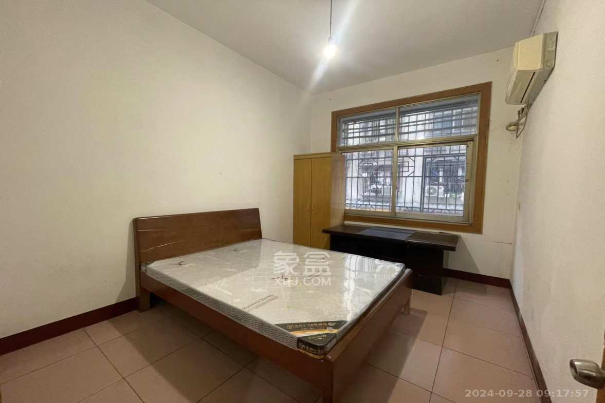 星沙一区 1室1厅1卫 1500.0元/月 星沙一区 1室1厅1卫 1500.0元/月室内图