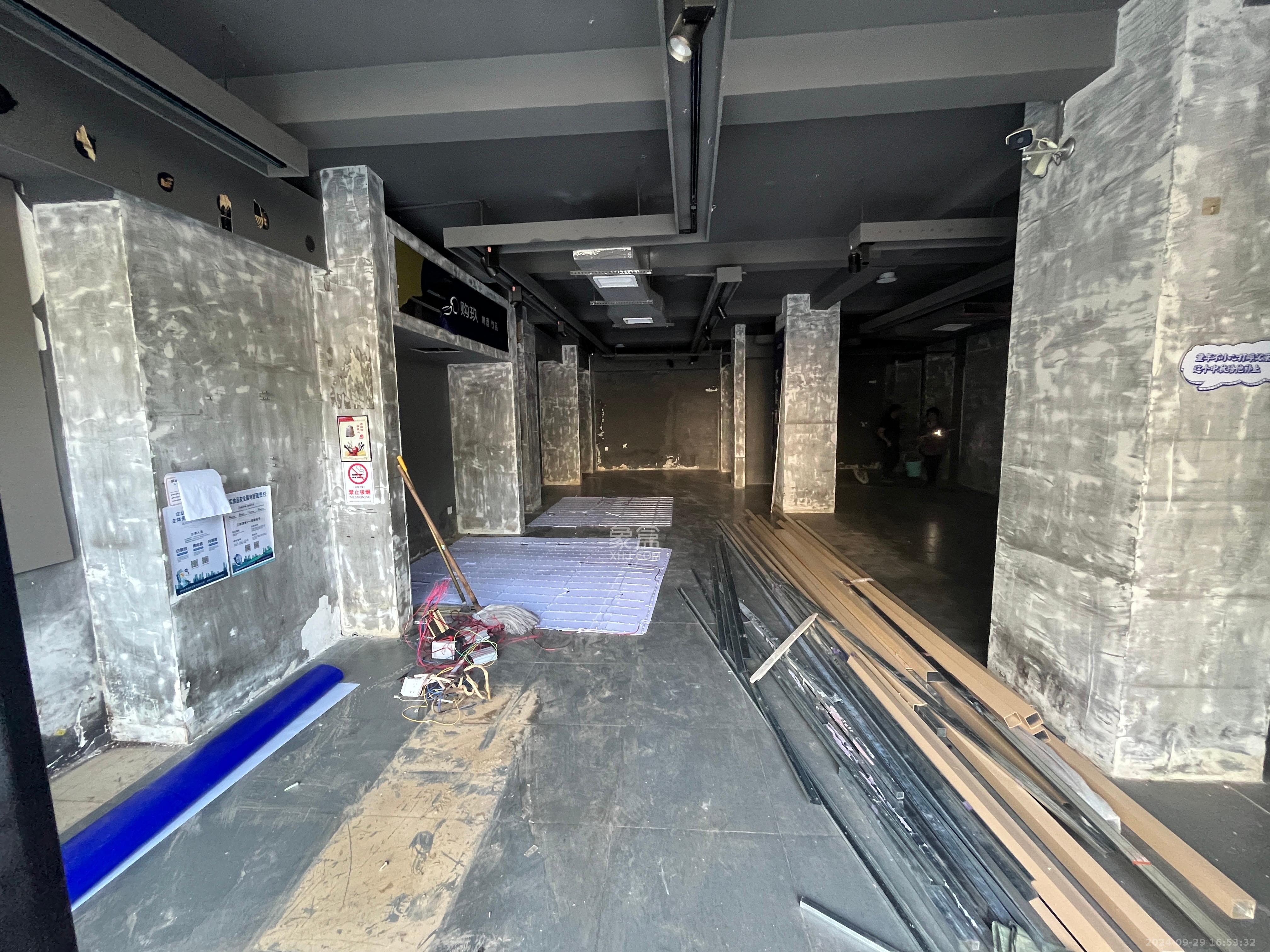 沁园春御院   68.04㎡      30000.0元/月室内图