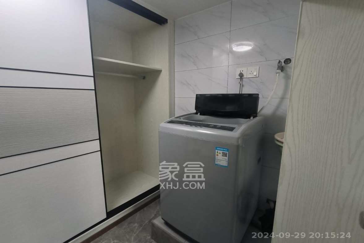 弘坤云寓  1室1厅1卫   1700.00元/月室内图