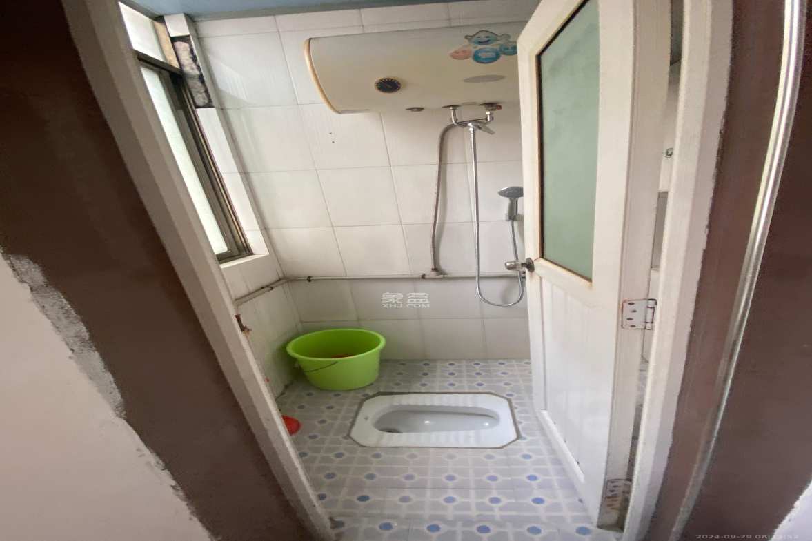 城东安置区（星城社区）  1室0厅0卫    800.0元/月室内图