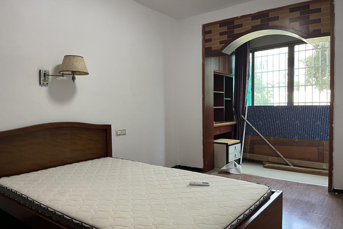 梓怡华盛家园  2室2厅1卫    48.8万 梓怡华盛家园  2室2厅1卫    48.8万客厅