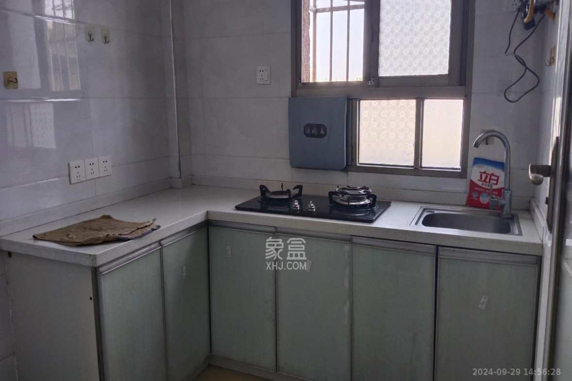 拐角楼  2室2厅1卫   700.00元/月室内图