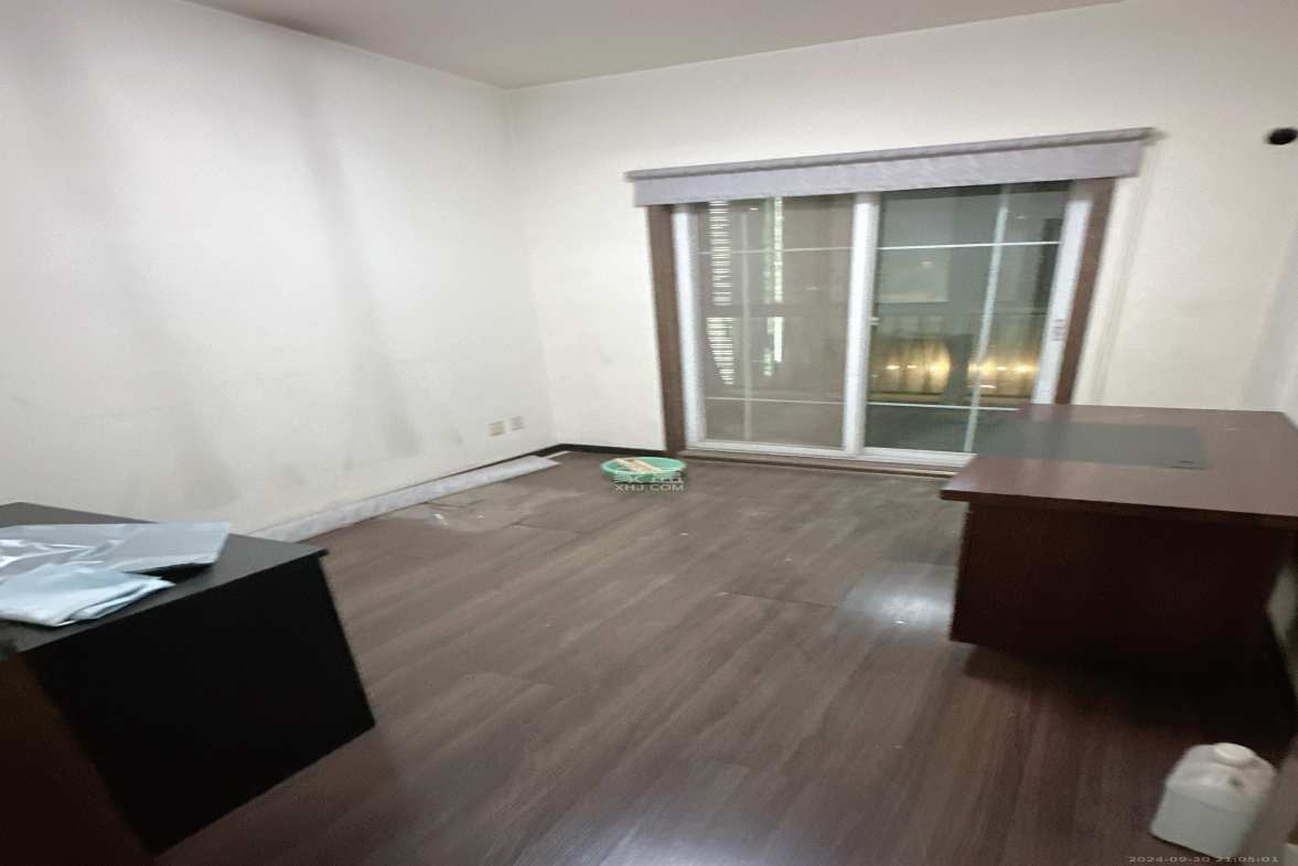 鸿铭中心  3室2厅2卫    3500.0元/月室内图
