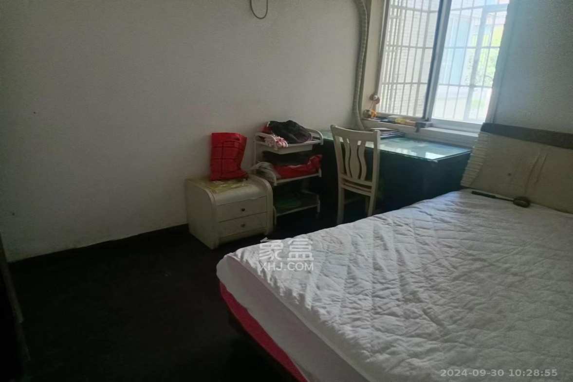 咸嘉新村西子园  3室2厅2卫   2500.00元/月室内图