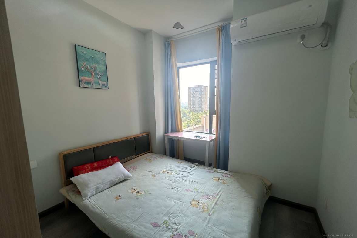 中建江湾壹号  2室1厅1卫   1800.00元/月室内图1