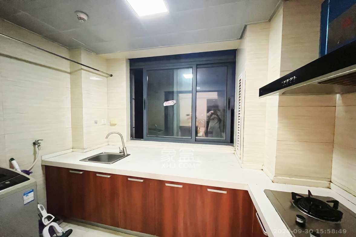 中建木莲工社  1室1厅1卫   1400.00元/月室内图