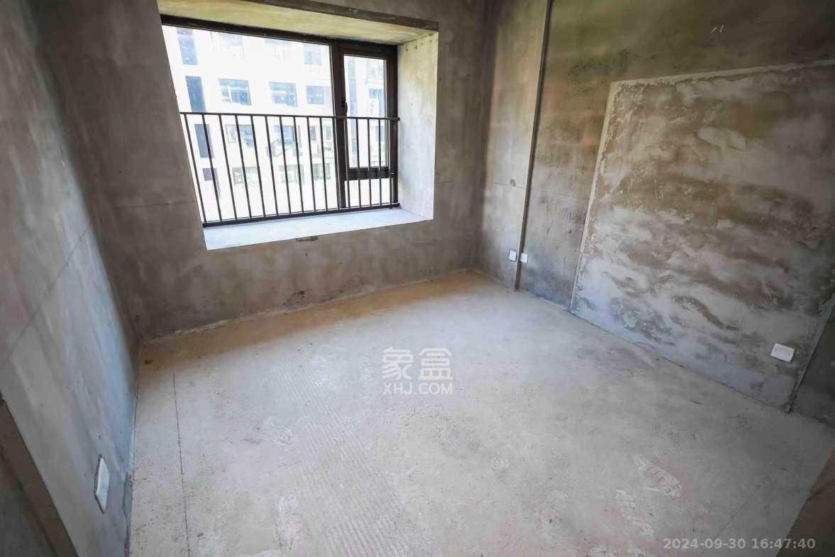 金峰小区南院  3室2厅2卫   4000.00元/月室内图