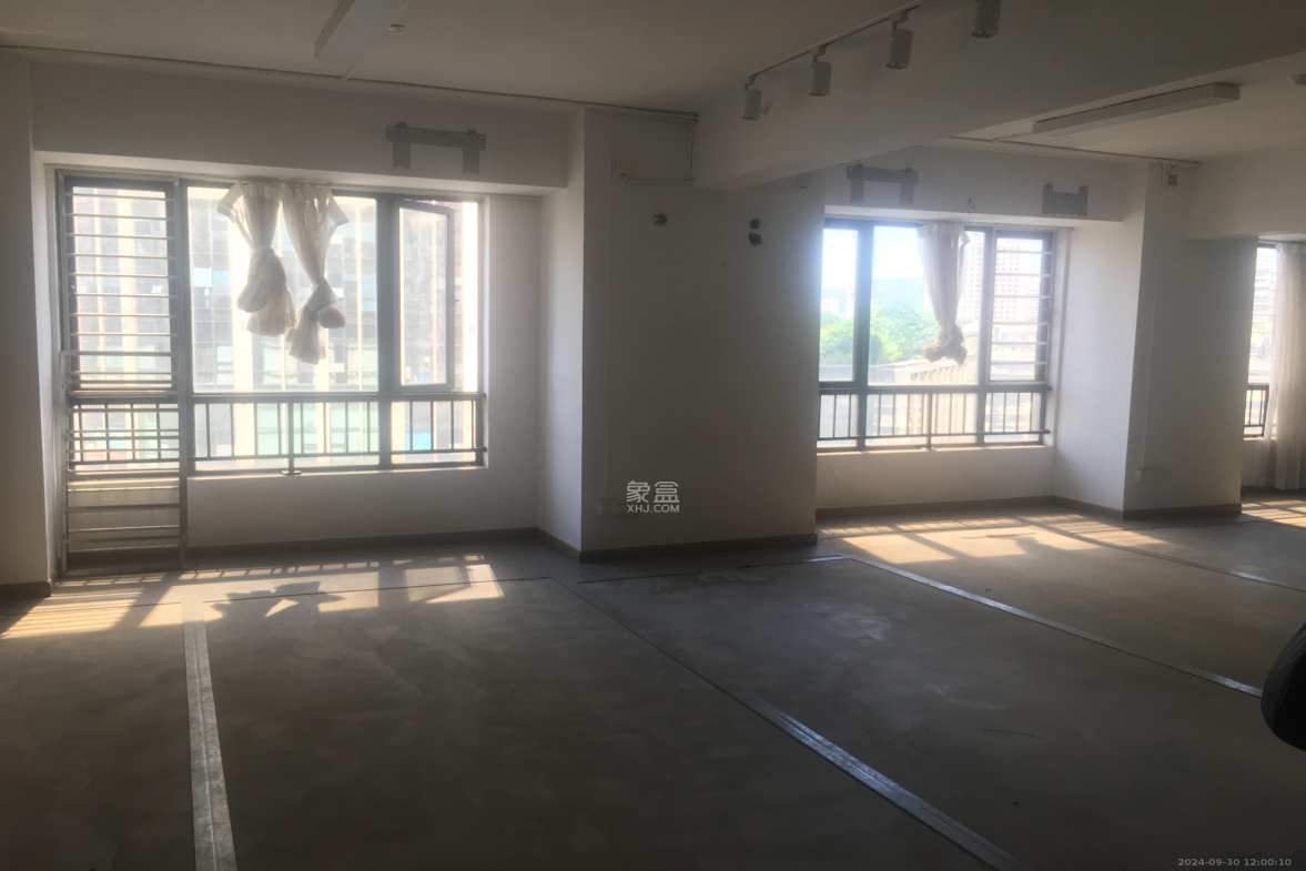 万博汇  1室1厅1卫   1500.00元/月室内图