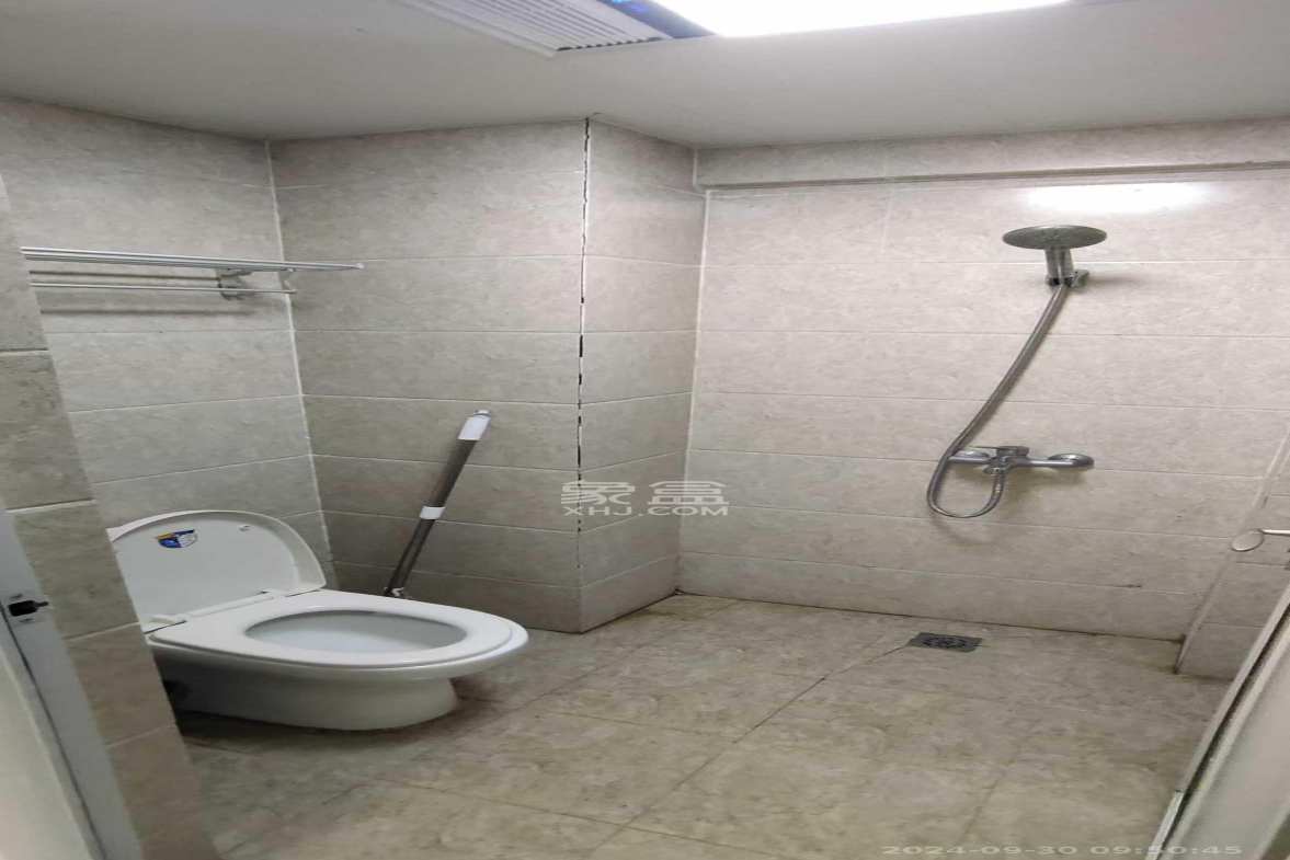 广泰锦苑  1室1厅1卫    1300.0元/月室内图