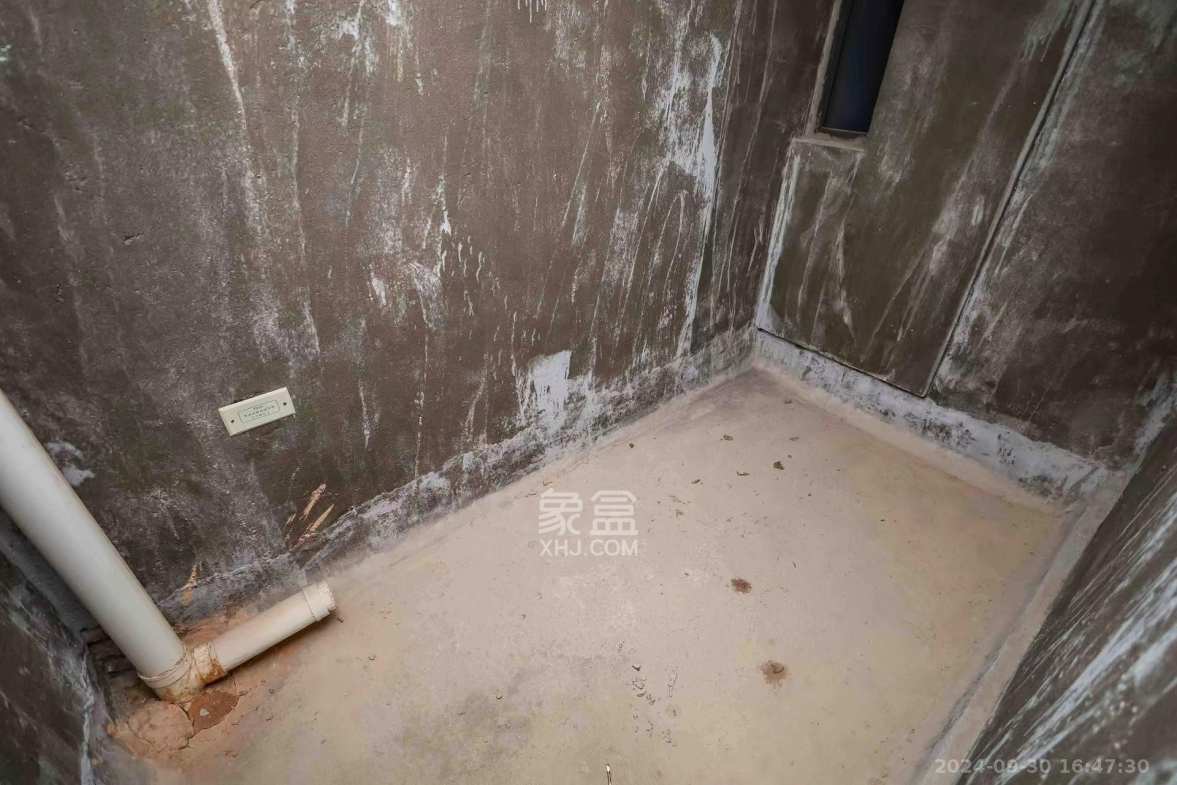 金峰小区南院  3室2厅2卫   4000.00元/月室内图1