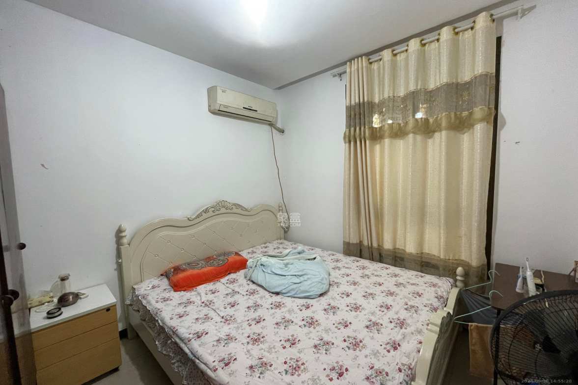 御景龙城  5室3厅3卫    7500.0元/月室内图