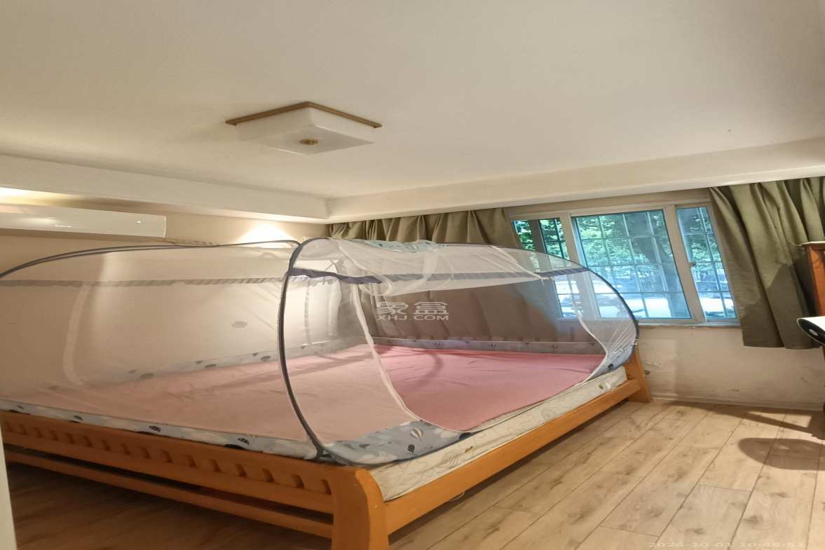 山语城一期 3室2厅2卫 1900.0元/月 山语城一期 3室2厅2卫 1900.0元/月室内图