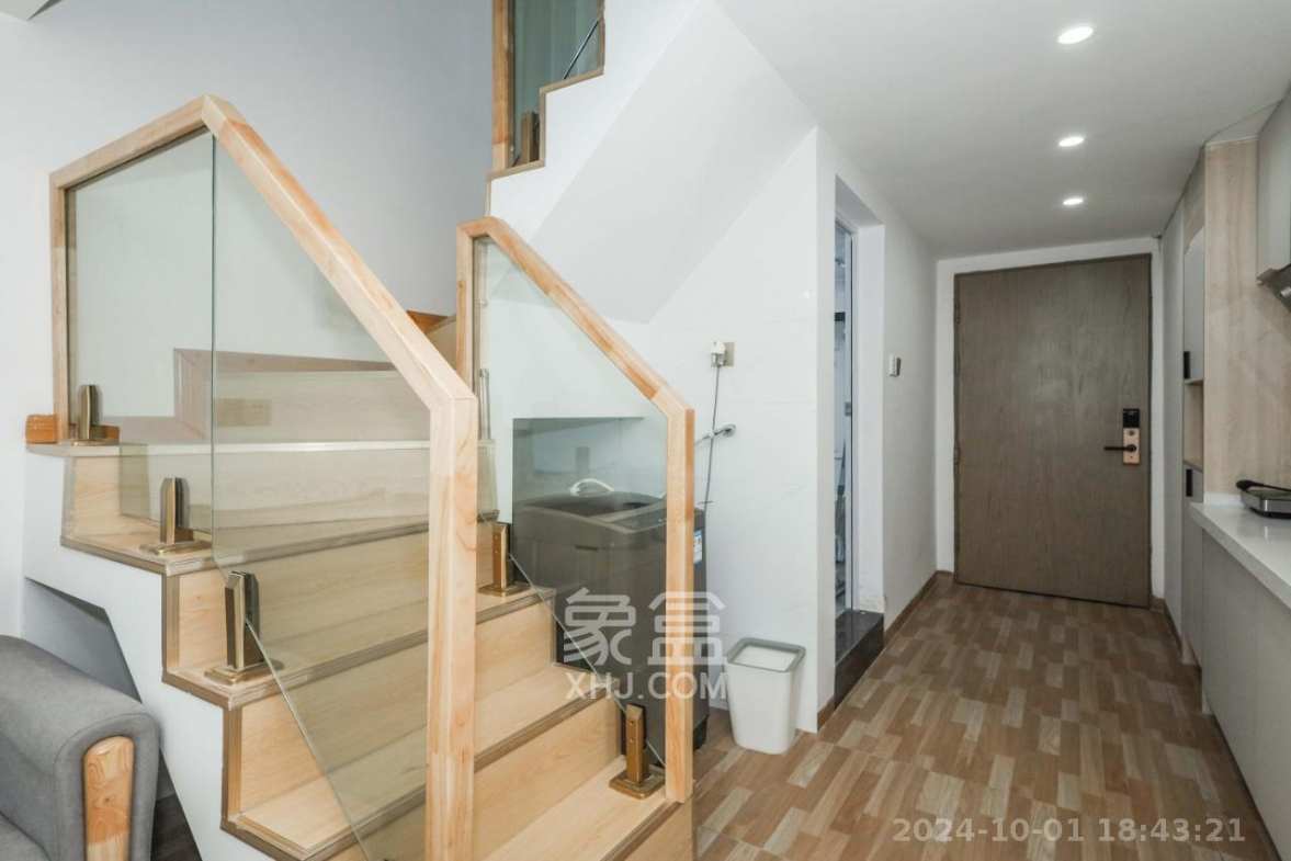 福晟翡翠湾  2室2厅2卫   2400.00元/月室内图