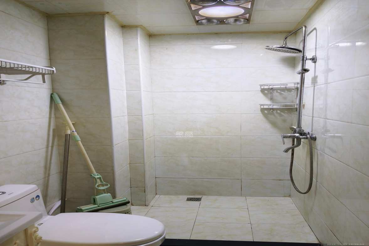 旭辉御府  1室1厅1卫   1800.00元/月户型图