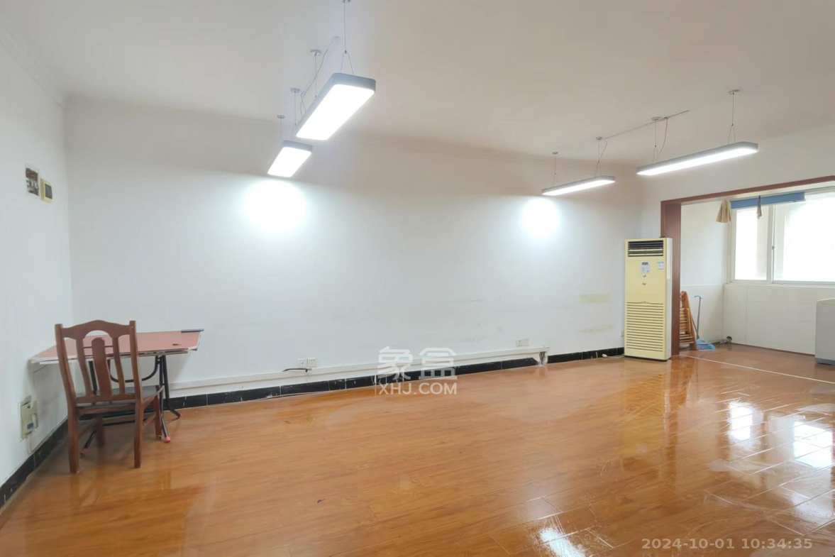 建鸿达现代公寓  2室2厅1卫   2000.00元/月室内图