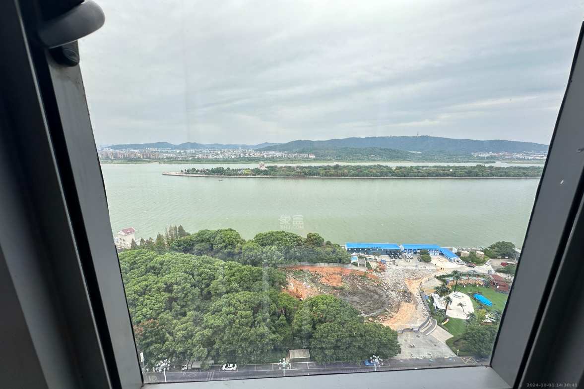 保利国际广场  1室1厅1卫   2800.00元/月室内图