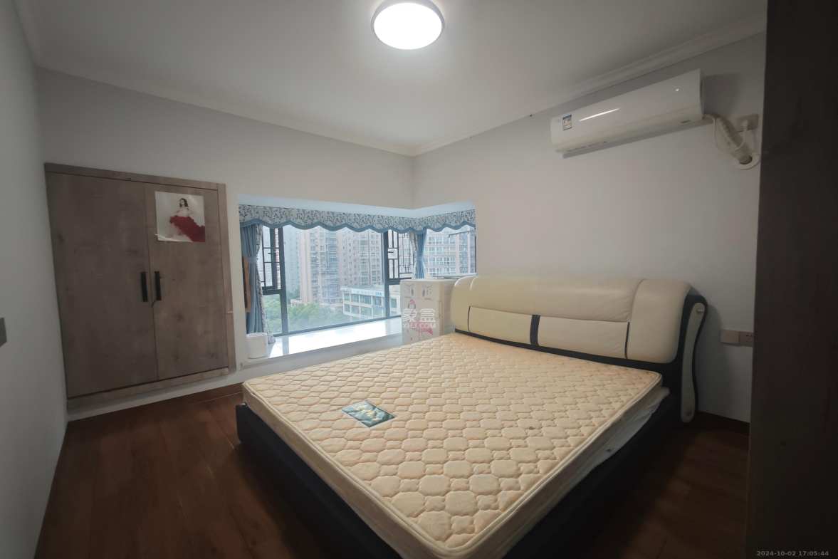 恒基凯旋门三期  3室2厅1卫    2500.0元/月室内图