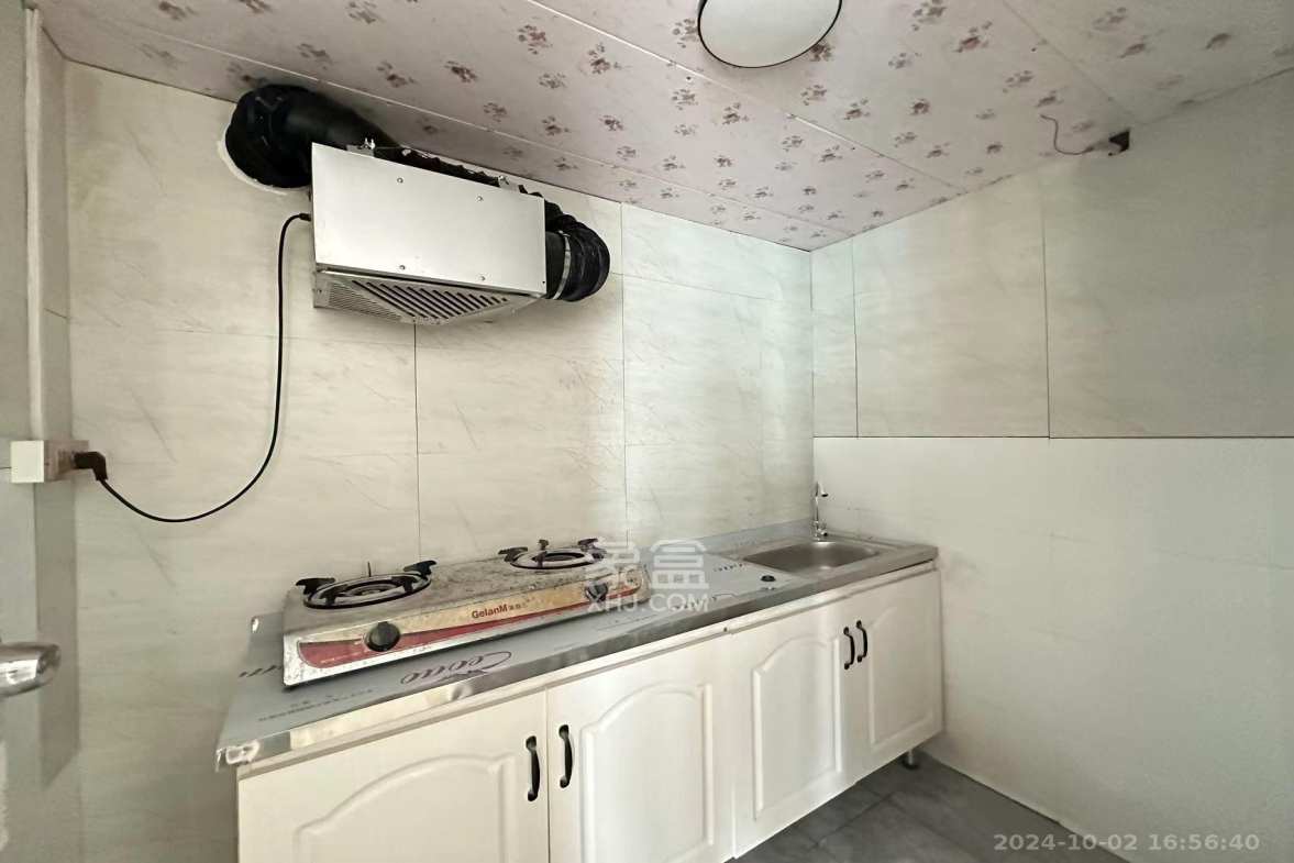 民基大厦  3室2厅1卫    3500.0元/月室内图