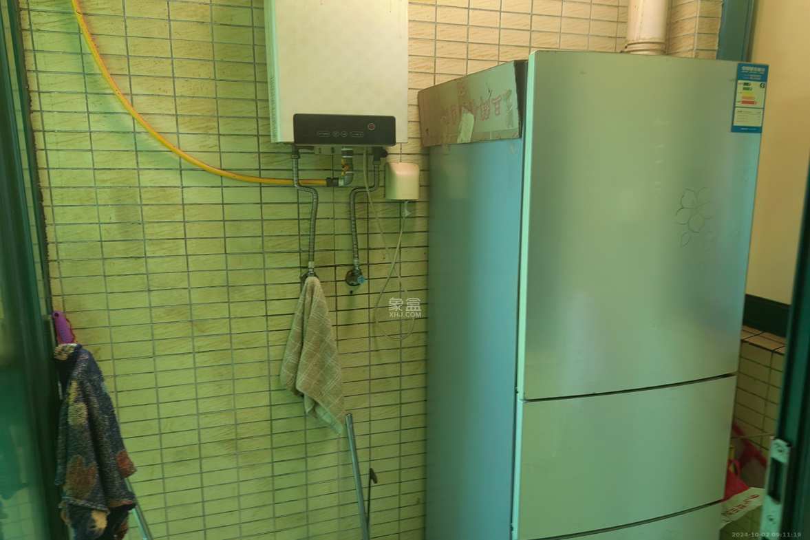 恒大华府  1室2厅1卫   2600.00元/月室内图