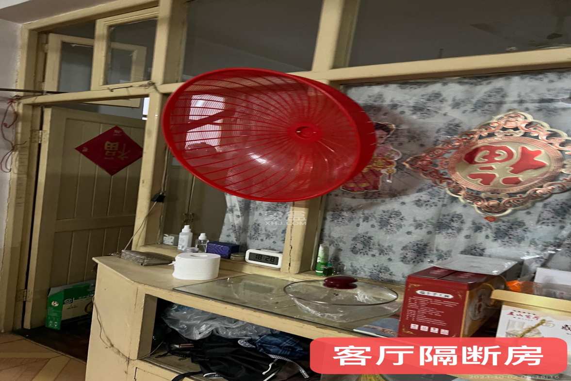 湘农桥社区  4室2厅2卫   2900.00元/月室内图