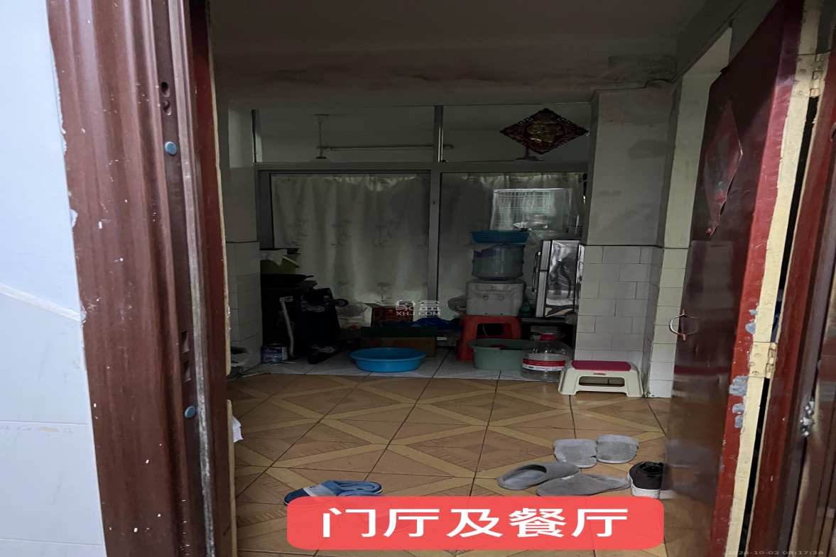 湘农桥社区  4室2厅2卫   2900.00元/月室内图1