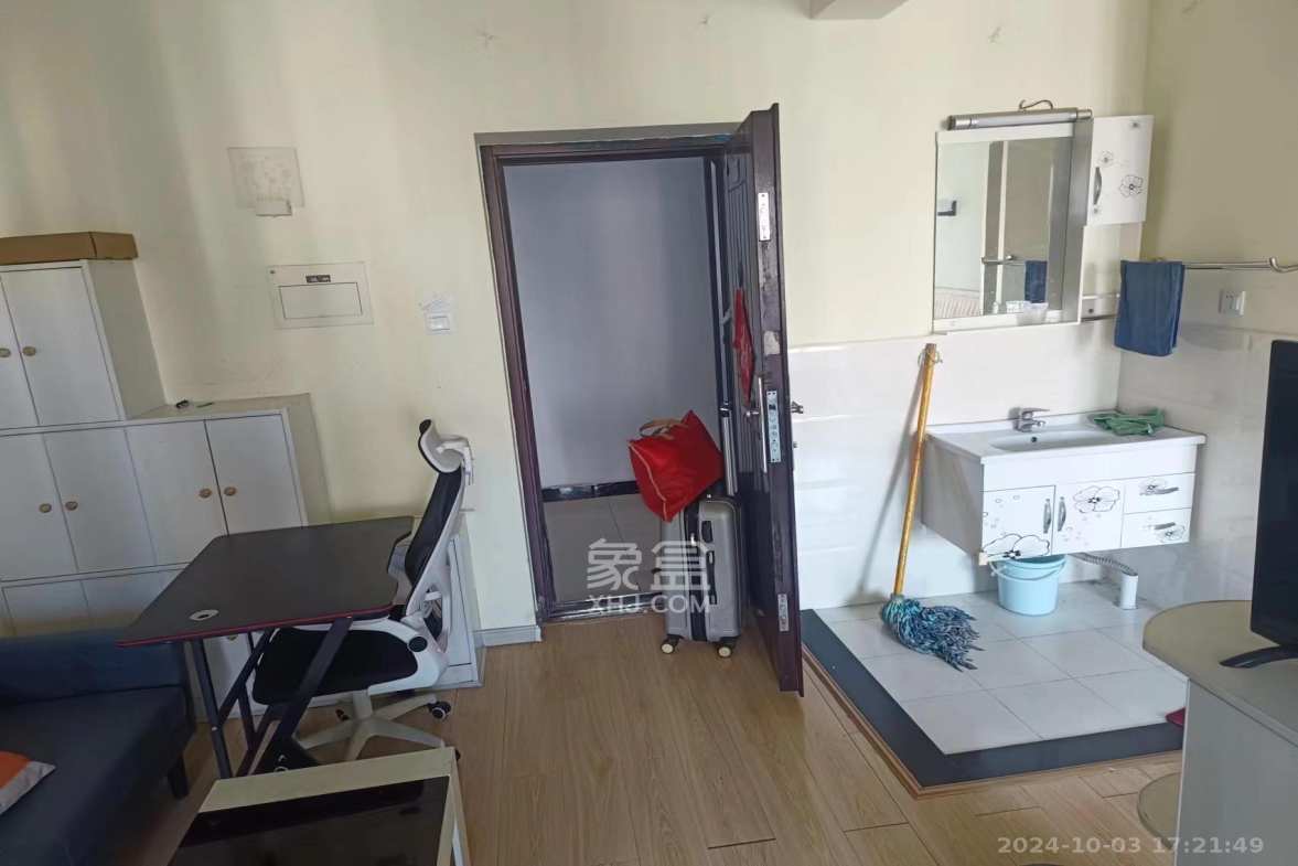 博林云栖  1室1厅1卫    1550.0元/月室内图1