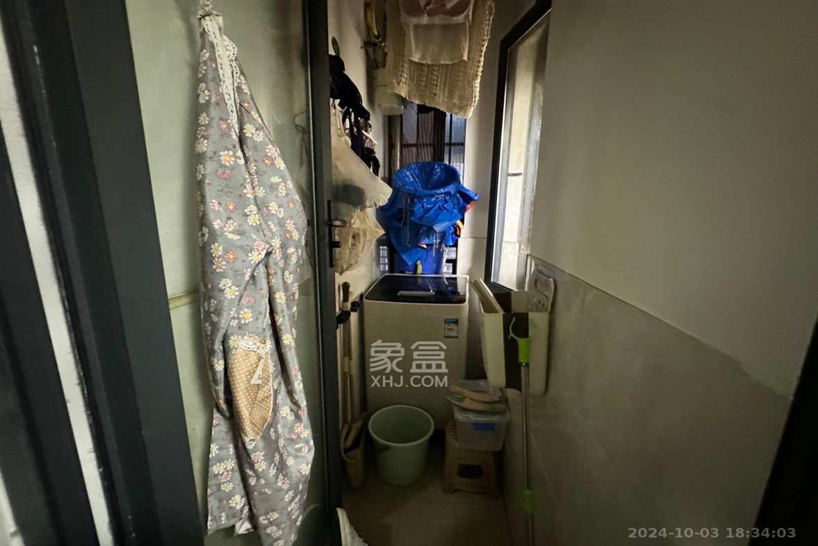 中建芙蓉工社  2室1厅1卫   1900.00元/月室内图