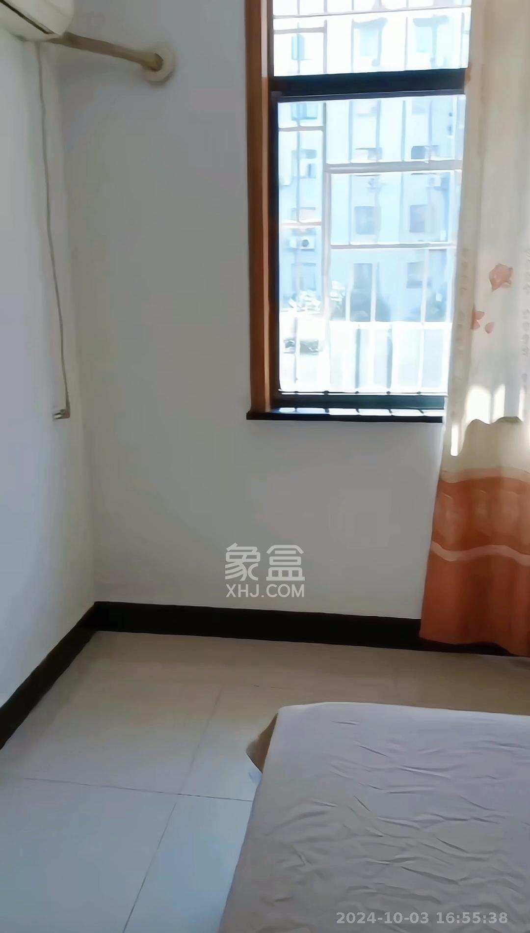 黄鹤小区4片 1室0厅0卫 1300.0元/月 黄鹤小区4片 1室0厅0卫 1300.0元/月室内图