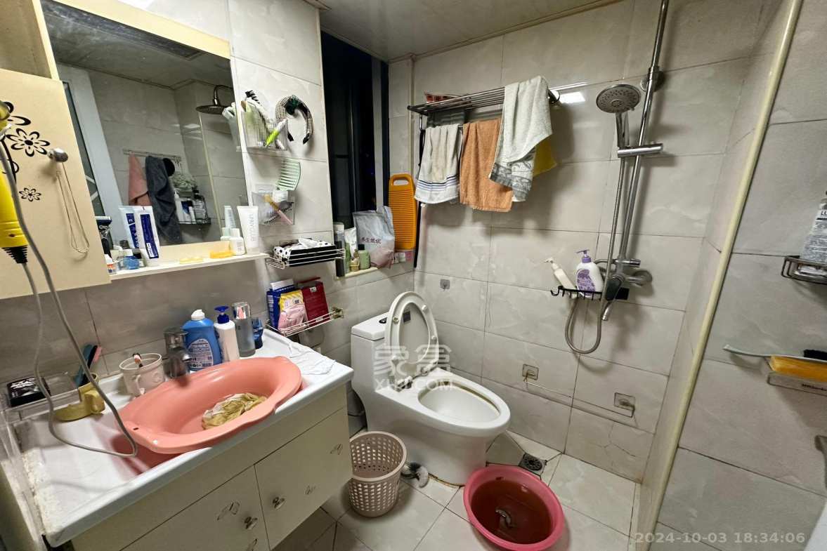 中建芙蓉工社  2室1厅1卫   1900.00元/月室内图
