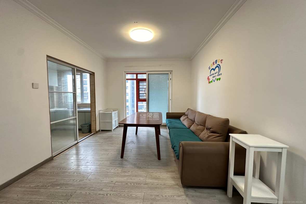 朝正美苑  5室1厅5卫    4500.0元/月室内图1