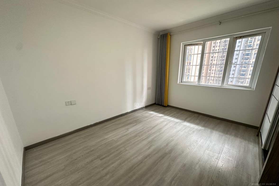 朝正美苑  5室1厅5卫    4500.0元/月室内图