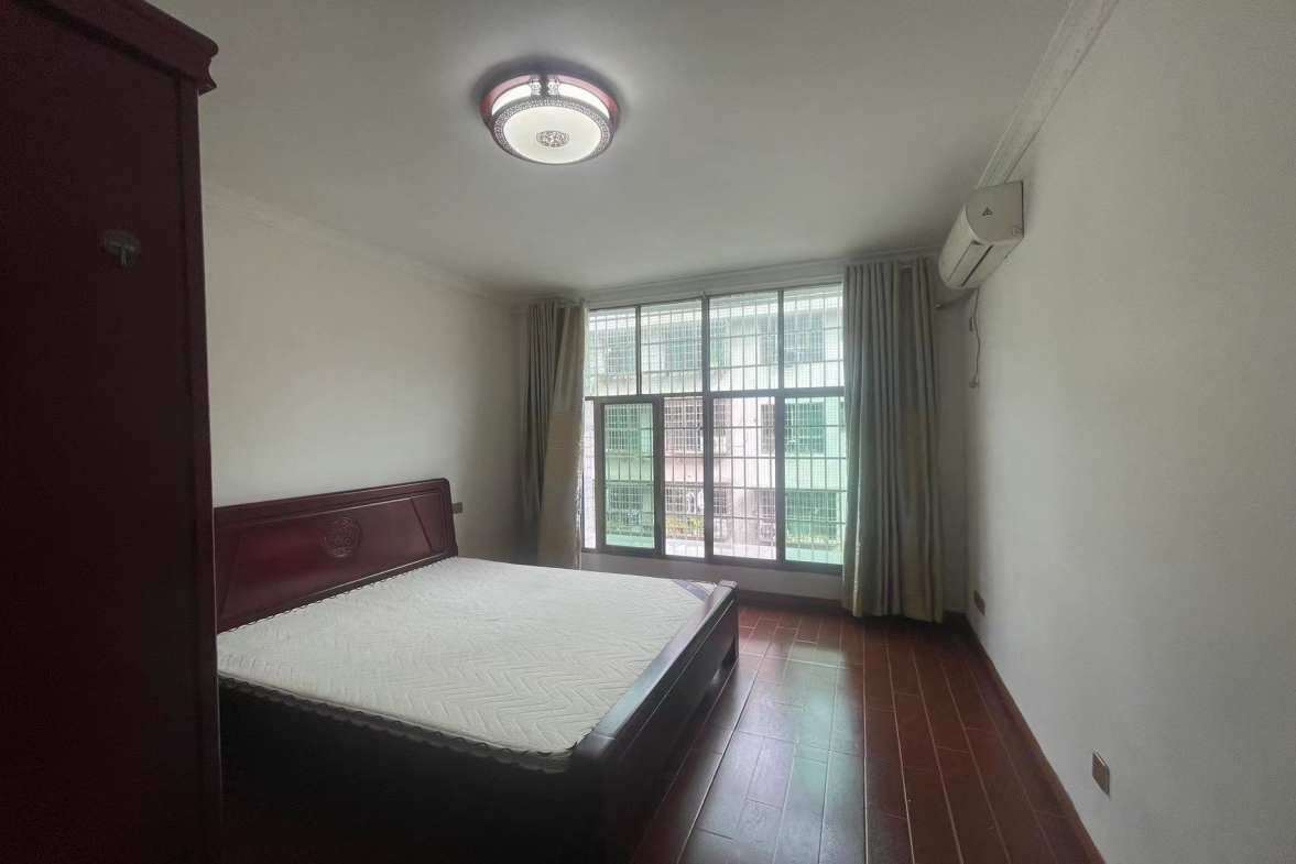 罗家小区西区 3室2厅1卫 850.0元/月 罗家小区西区 3室2厅1卫 850.0元/月室内图