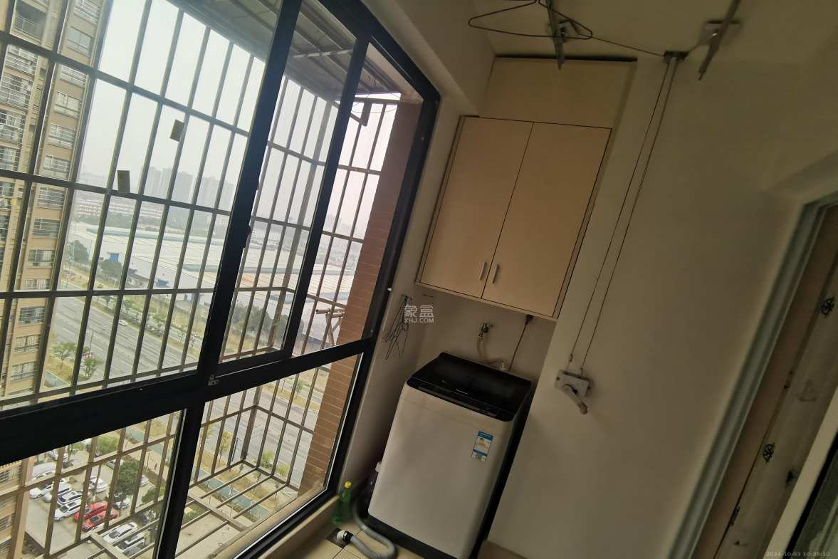 爵士湘  2室2厅1卫    1600.0元/月室内图