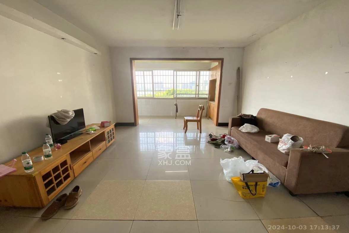 科大景园  3室2厅1卫   1600.00元/月室内图
