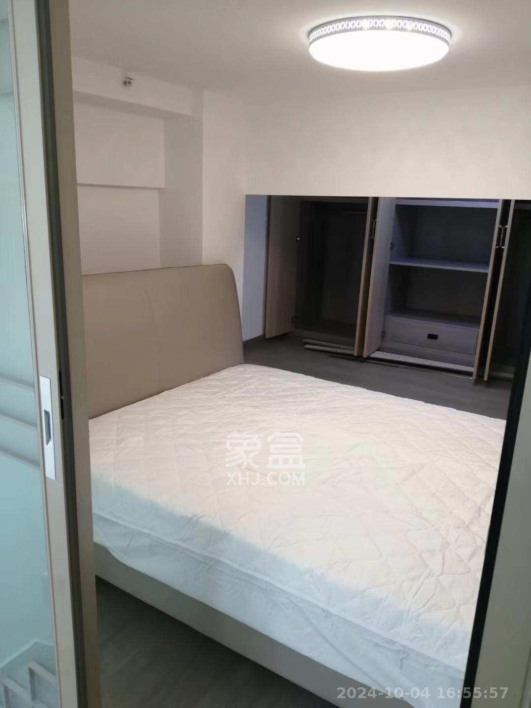 万润时光里  2室2厅1卫    3000.0元/月室内图1