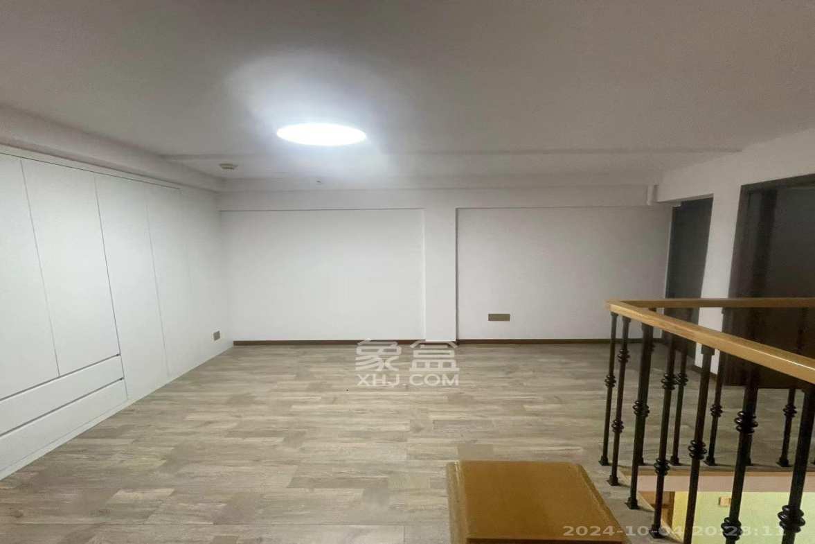 中国铁建湘语梅溪  1室1厅1卫    2500.0元/月室内图