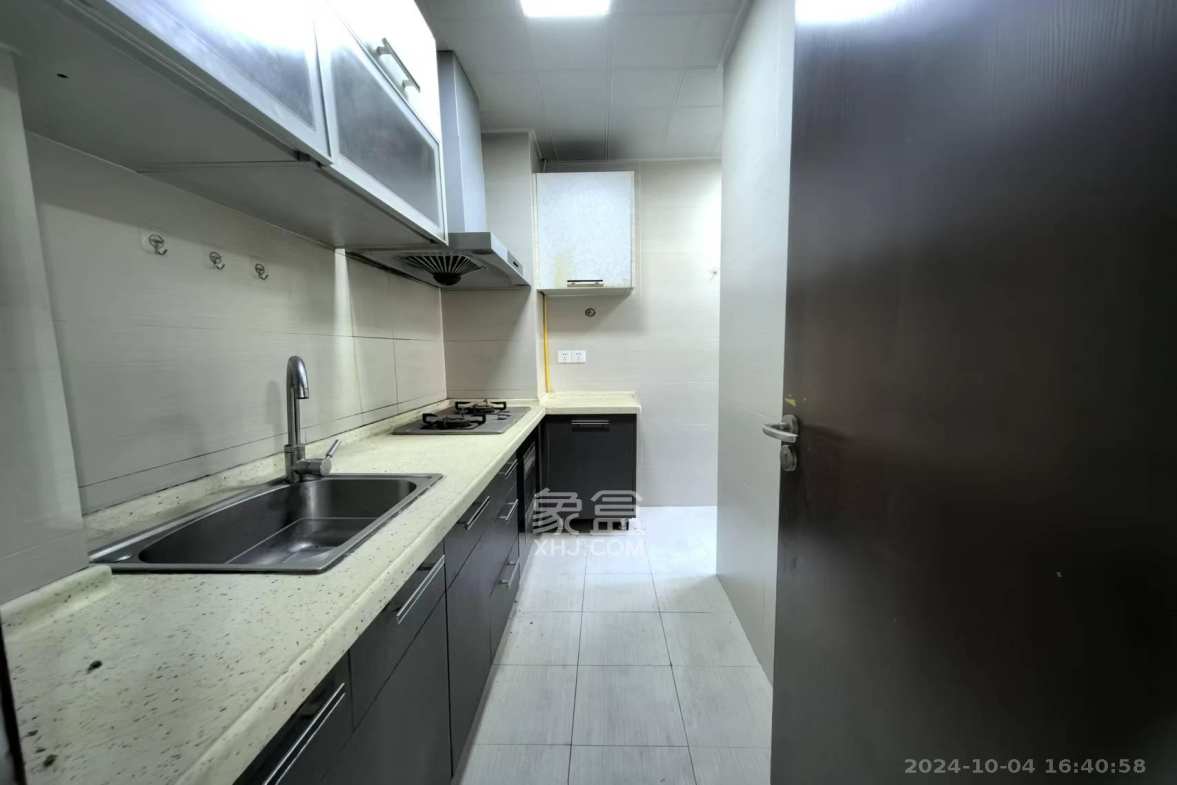 龙湾1号公馆 2室2厅1卫 2100.0元/月 龙湾1号公馆 2室2厅1卫 2100.0元/月室内图