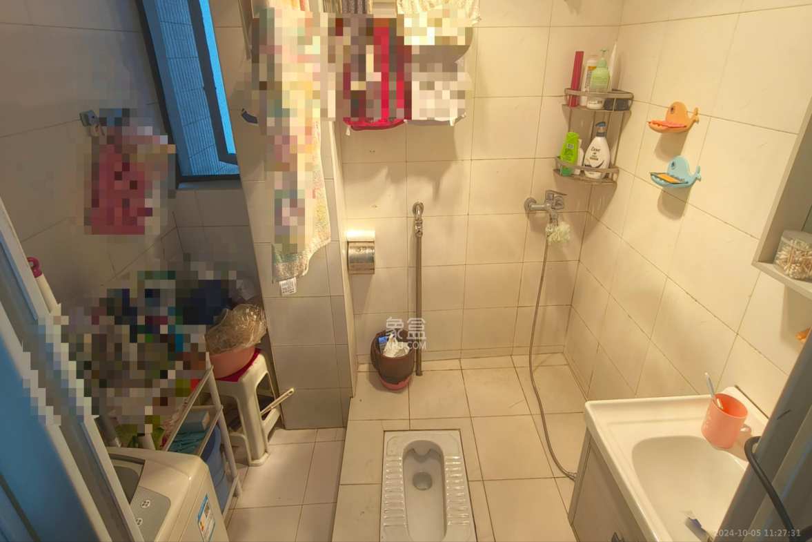 中江国际花城  1室1厅1卫    1600.0元/月室内图