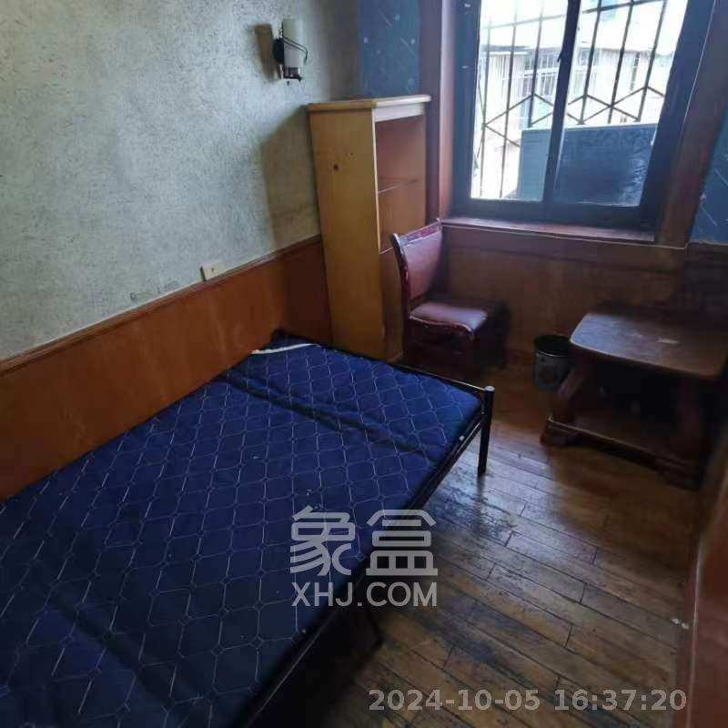 吉景小区  3室1厅1卫   1600.00元/月室内图