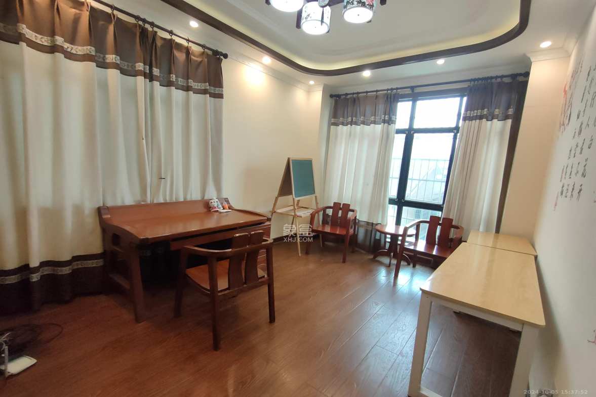 尖山安置小区（尖山社区）  6室2厅3卫   5000.00元/月室内图