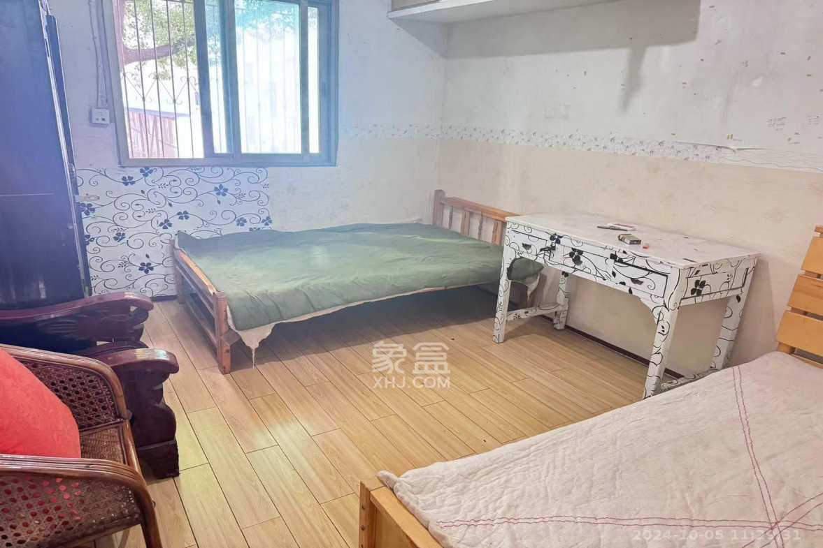 文艺村  2室1厅1卫    1700.0元/月室内图