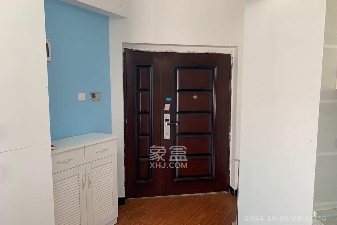 当代滨江MOMA  1室1厅1卫    1500.0元/月室内图