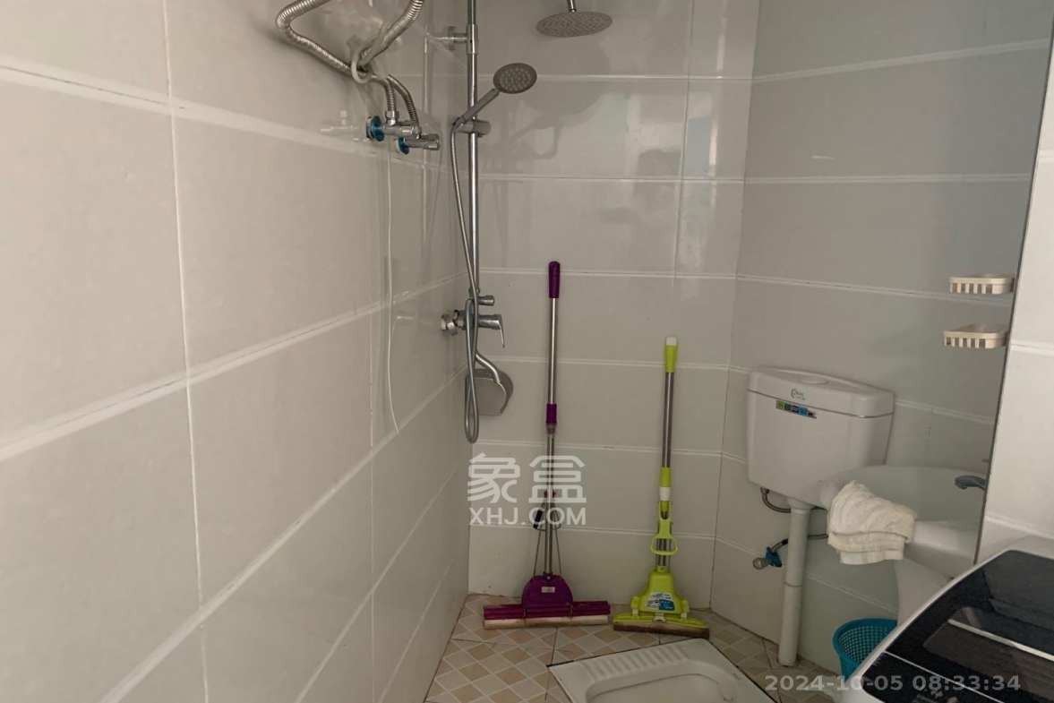 当代滨江MOMA  1室1厅1卫    1500.0元/月室内图