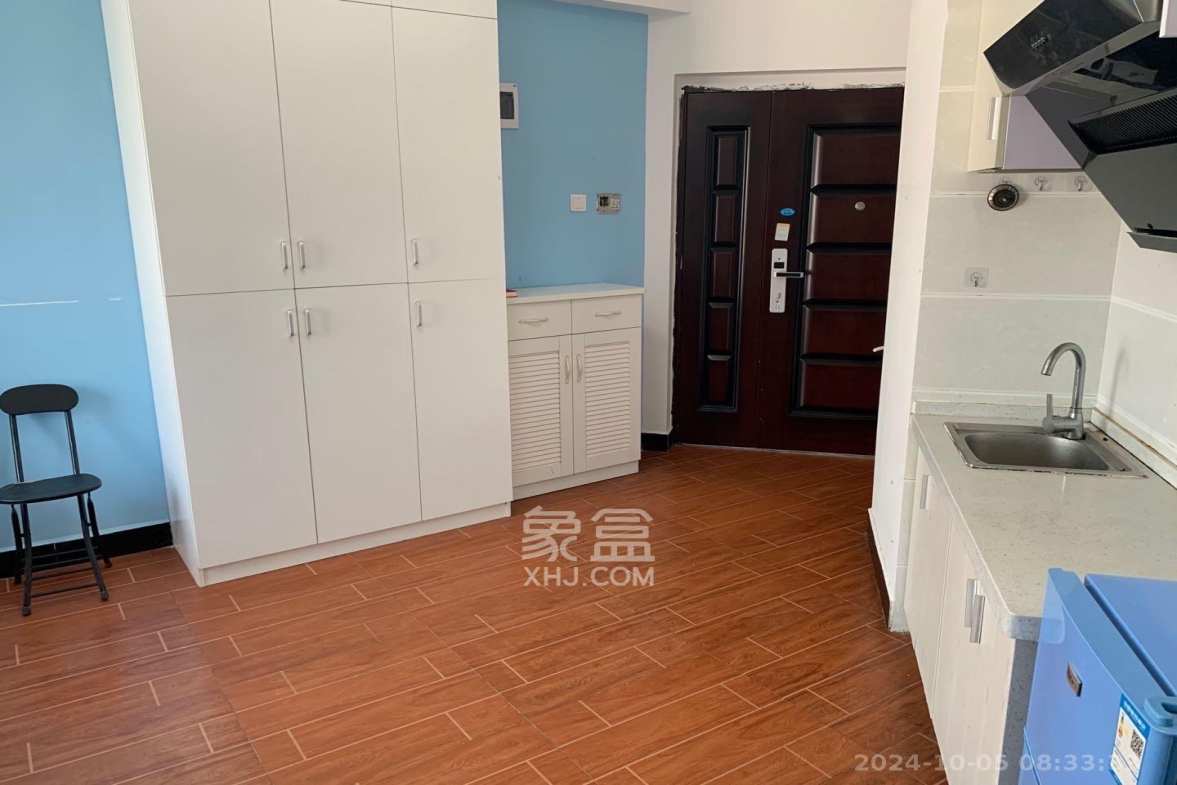 当代滨江MOMA  1室1厅1卫    1500.0元/月室内图