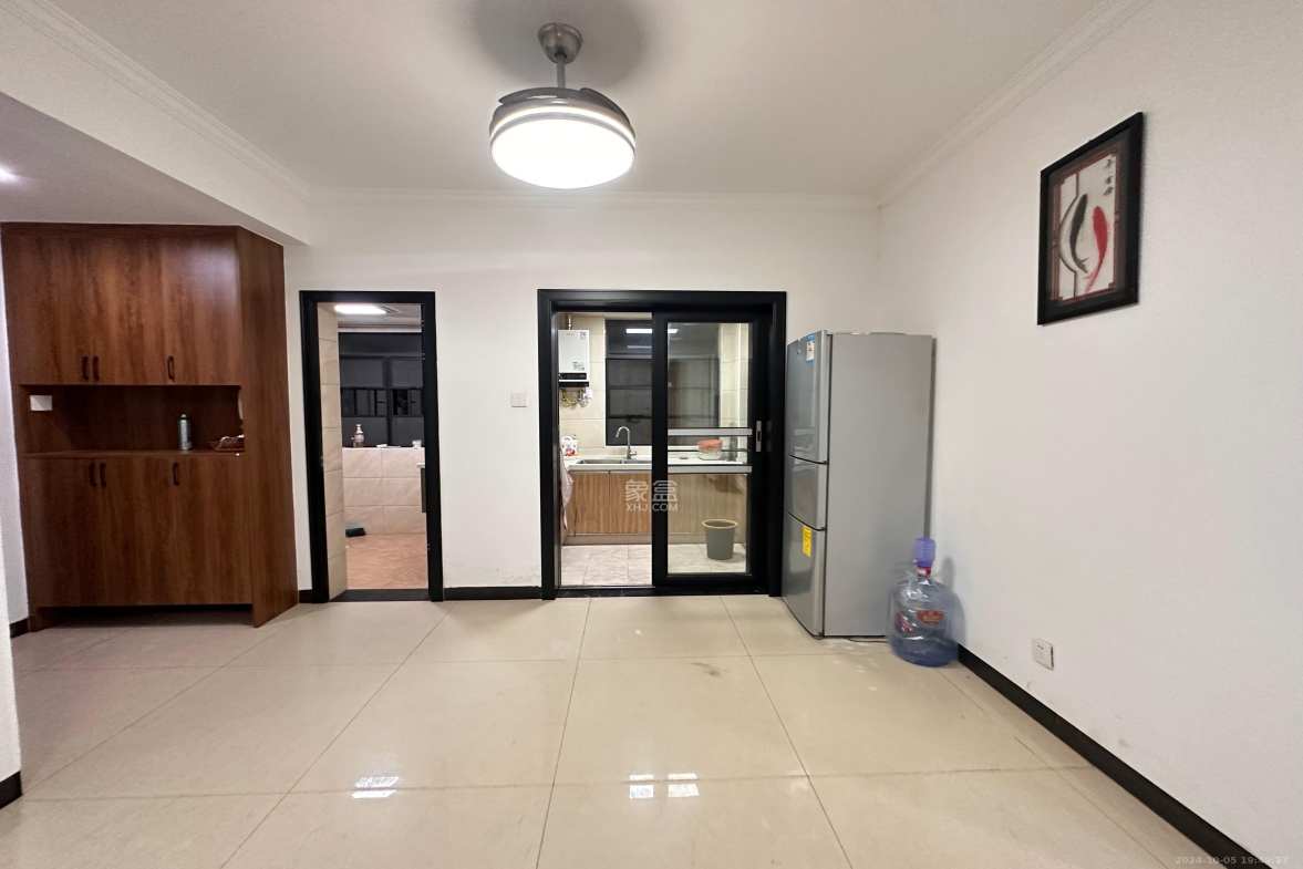 嘉雨兴园  2室1厅1卫    2800.0元/月室内图