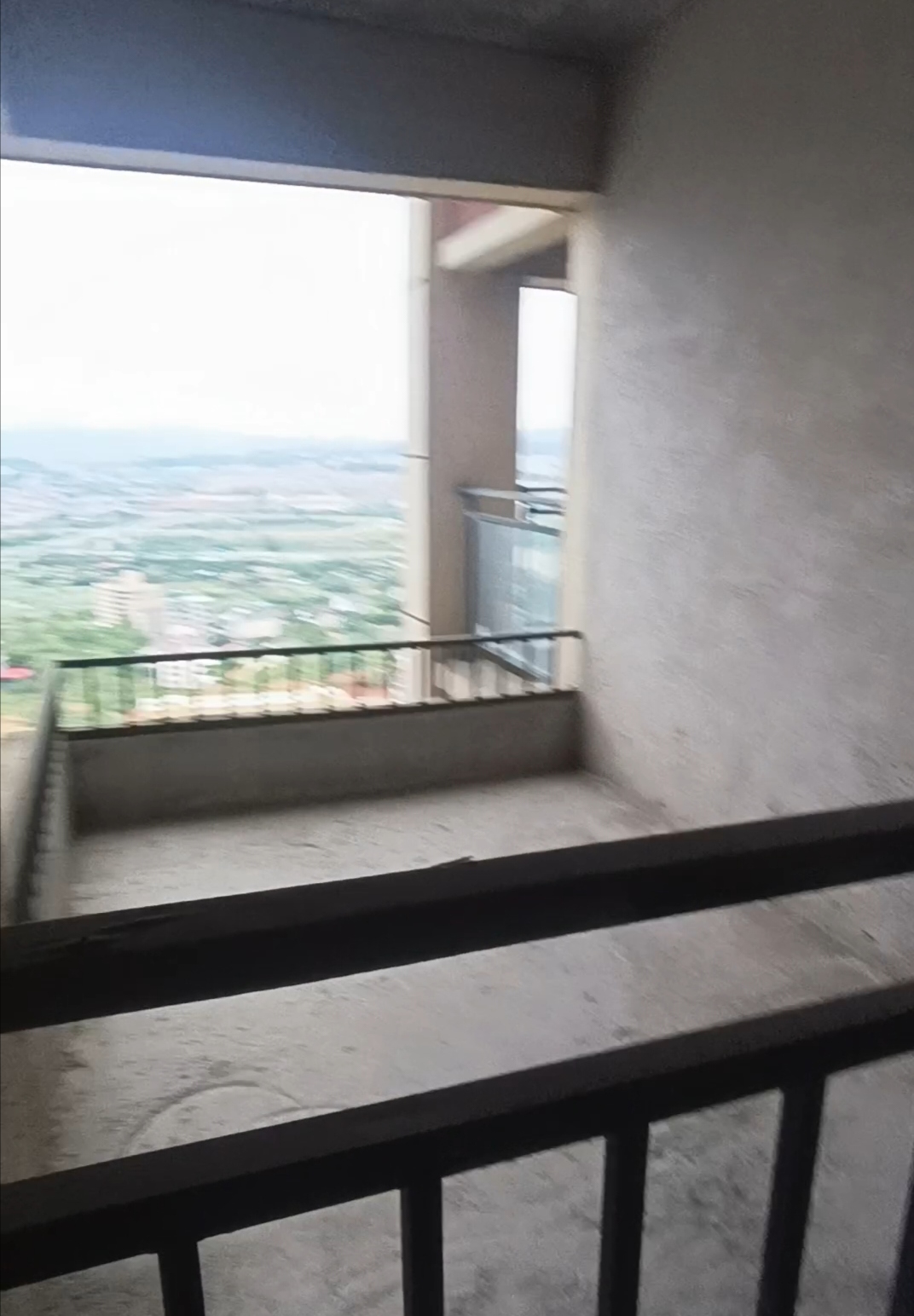 东城幸福里  0室0厅0卫    82.8万